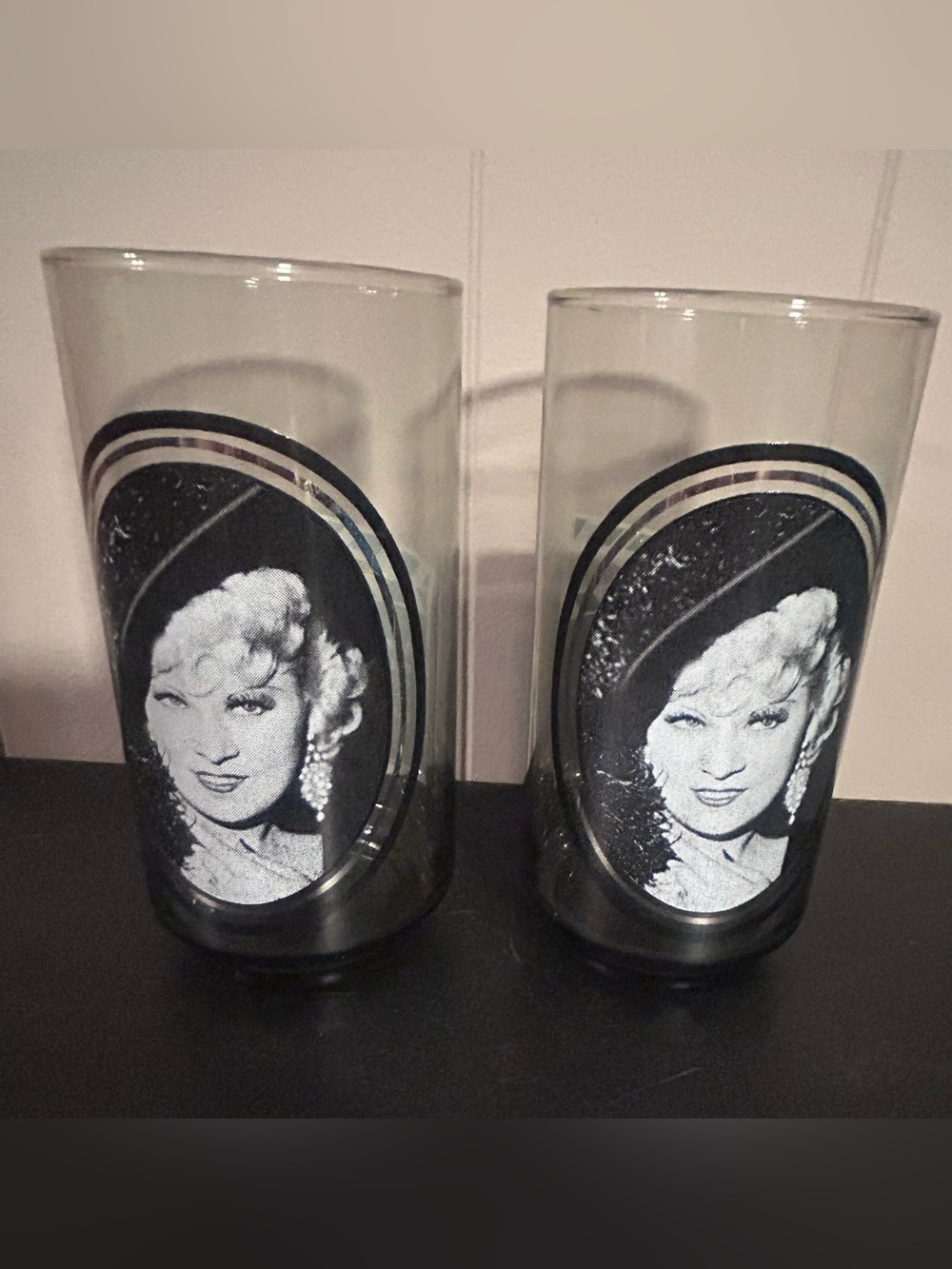 2 Vintage Arby's Collector Series Mae West "I'm No Angel" Drinking Glasses 1979
